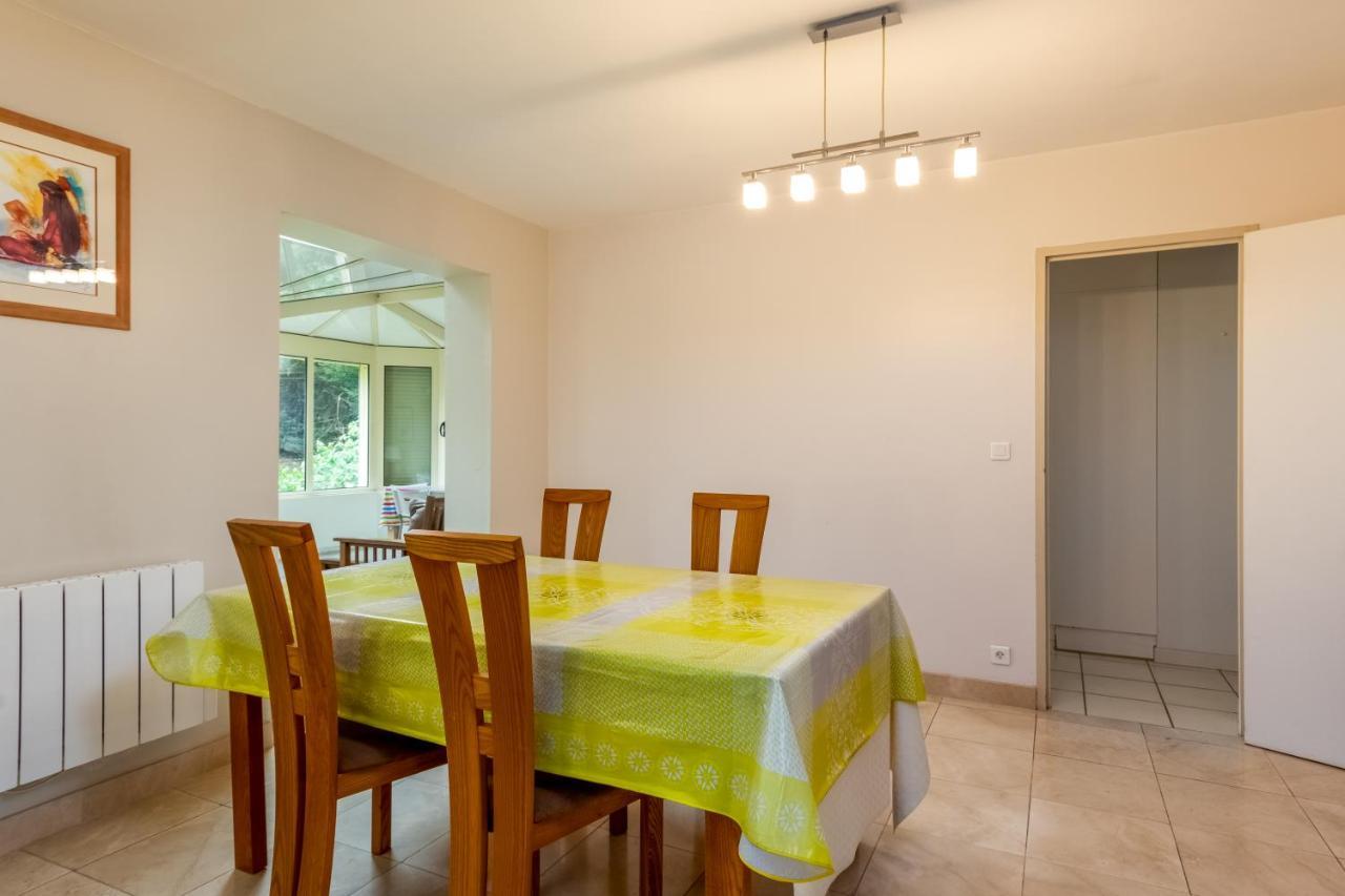 4 Bedroomed Near Disneyland Paris * Coupvray